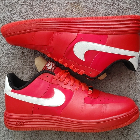 Nike Air Force 1 Lunar 'University Red' - Picture 3 of 7